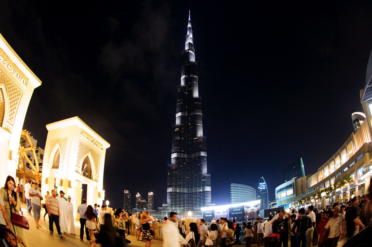 Burj Khalifa är världens högsta skyskrapa
